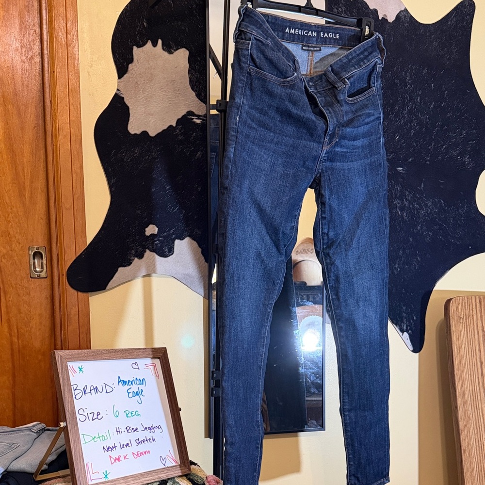 American Eagle Outfitters Women's Dark Blue hi rise Jeggings